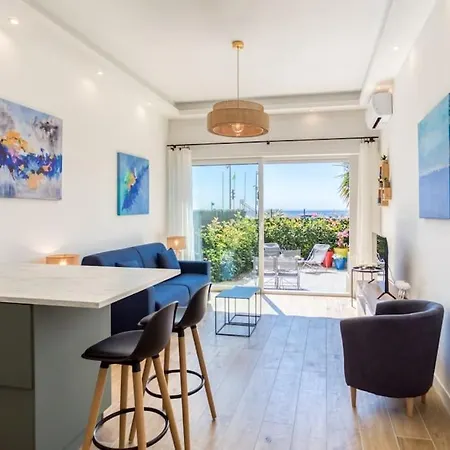 #43 Design Terrace Ac Wifi Sea View 1min شقة *