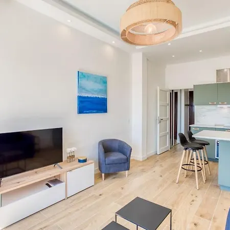 #43 Design Terrace Ac Wifi Sea View 1min شقة نيس
